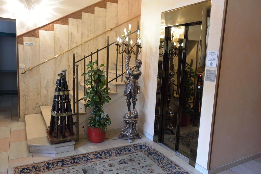Hotel Belle Arti Венеция Экстерьер фото