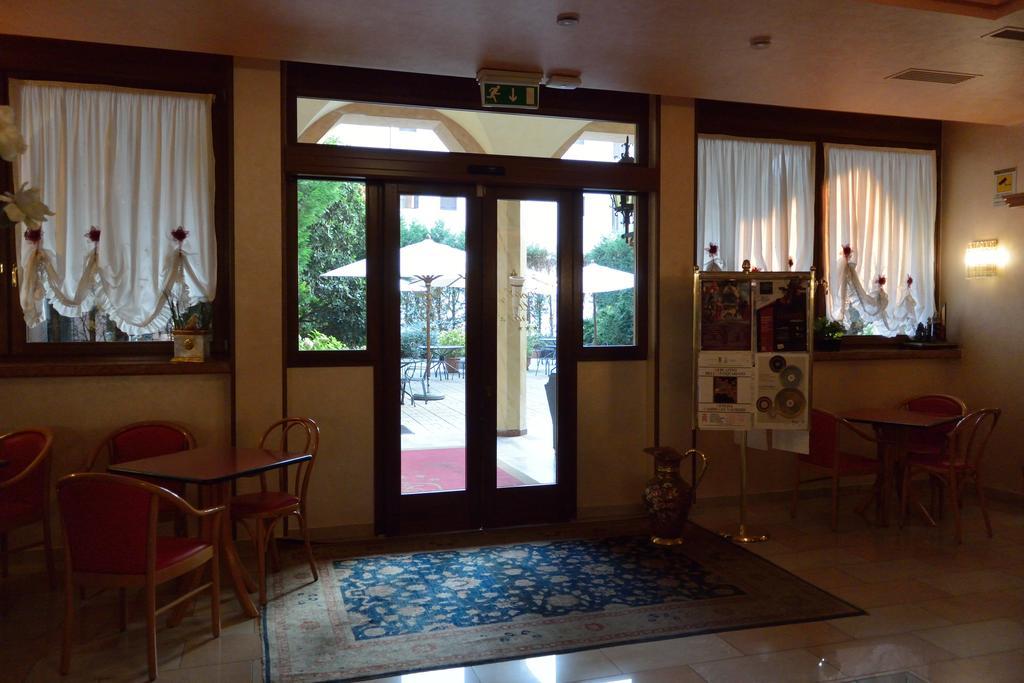 Hotel Belle Arti Венеция Экстерьер фото
