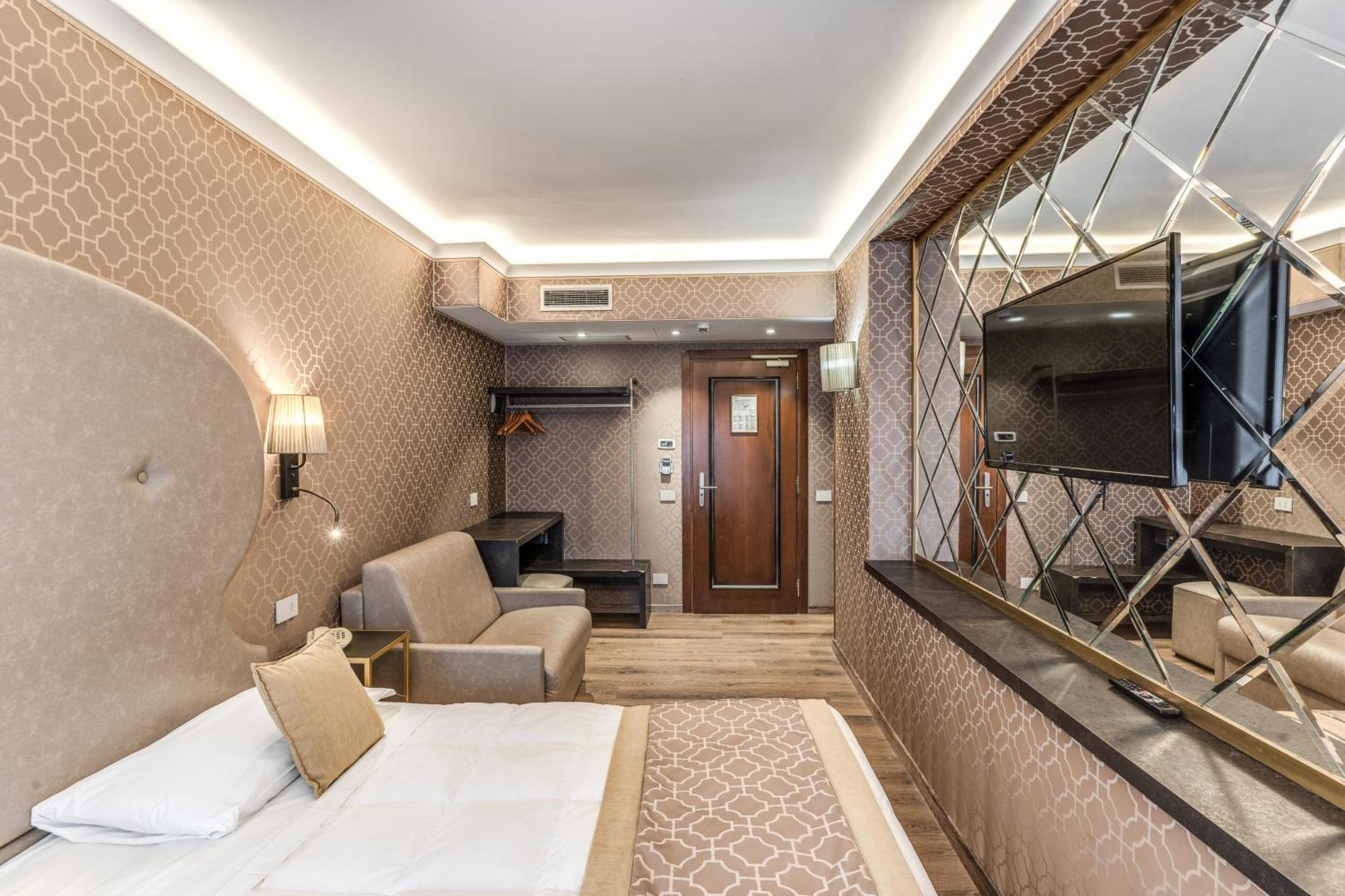 Hotel Belle Arti Венеция Экстерьер фото